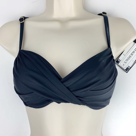 2bamboo Other - 2Bamboo black ideal fit swimsuit top